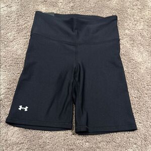 Under armour compression high rise bike short size small